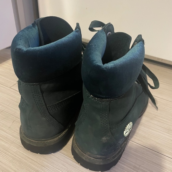Green Suede Timberland Boots w/ Velvet Trim and Laces - Picture 5 of 6
